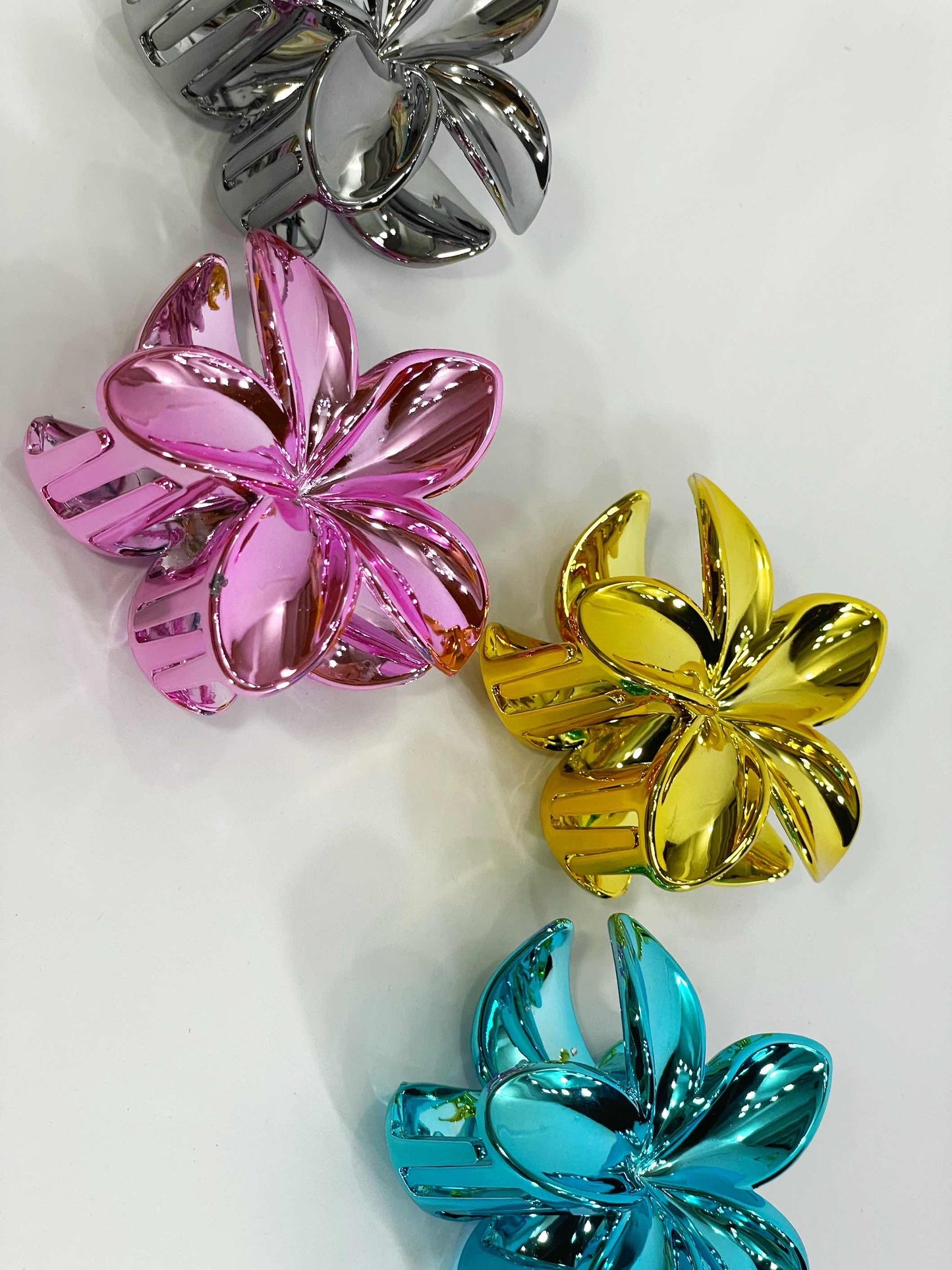 Pinza en forma de flor