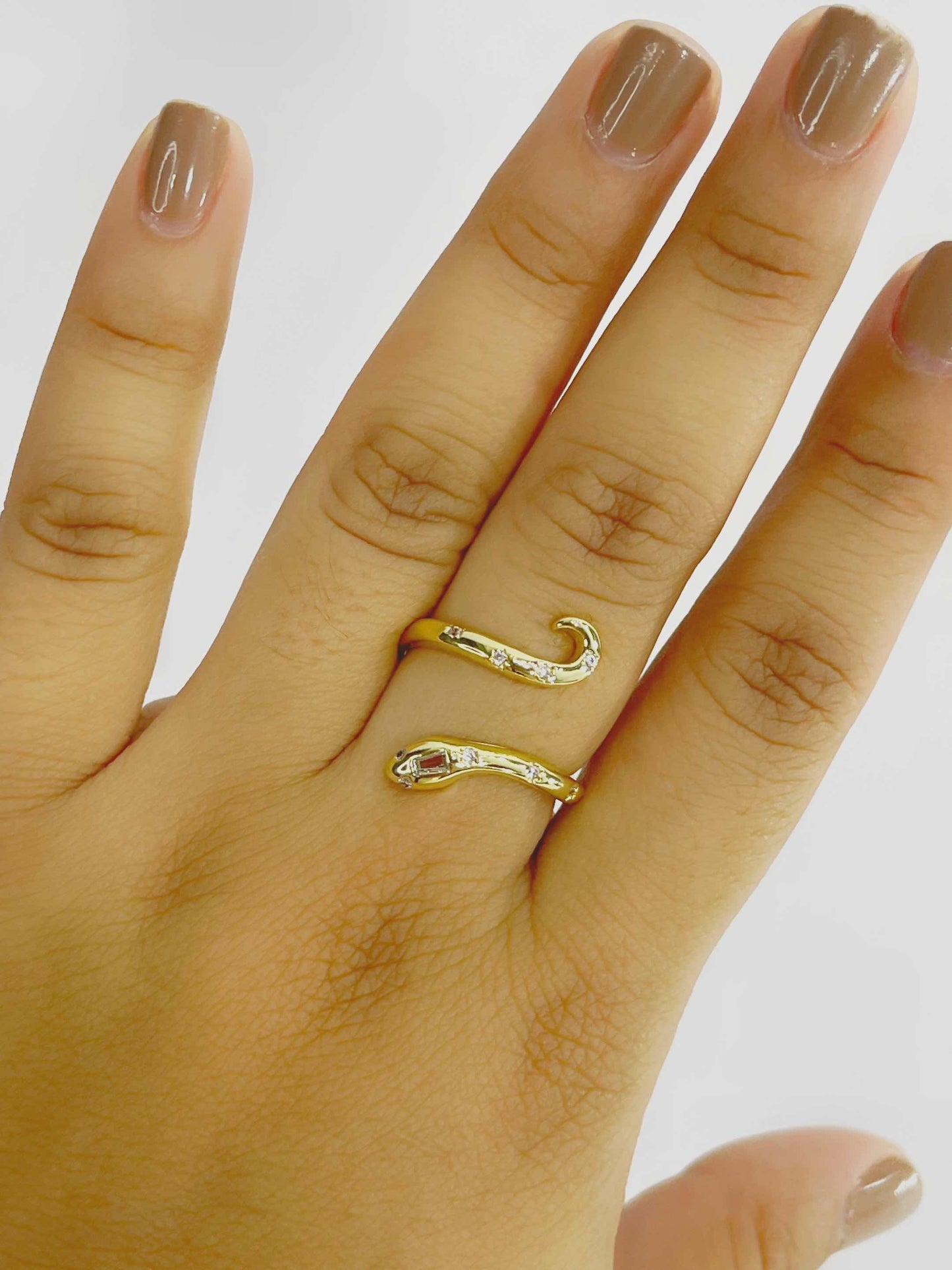 Anillo graduable forma serpiente