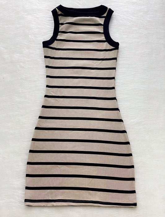 Vestido estilo esqueleto beige-negro