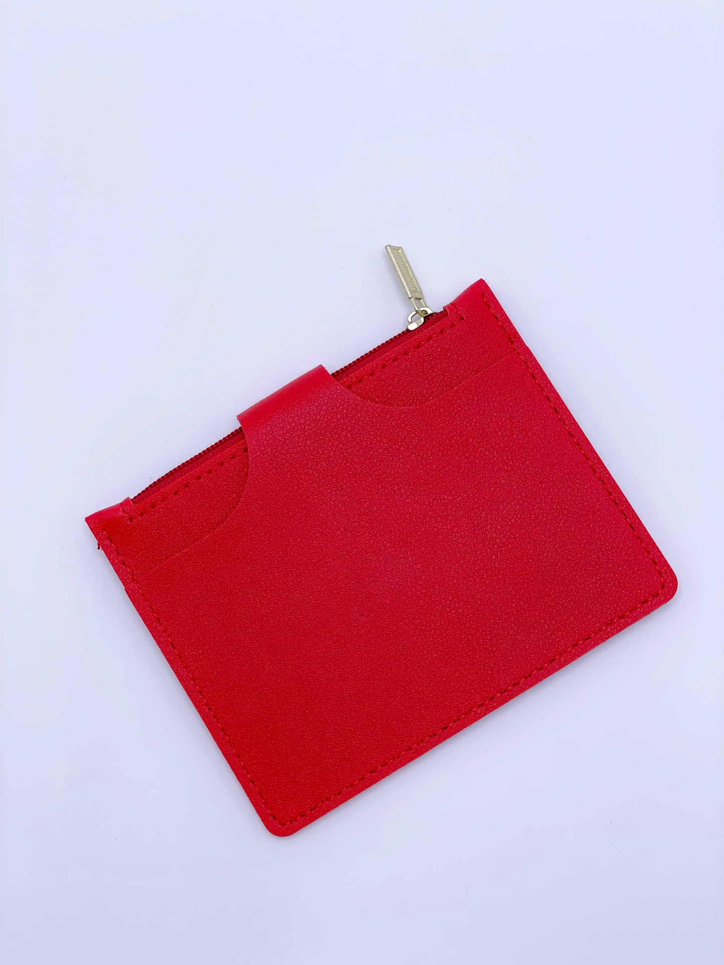 Tarjetero con hebilla rojo