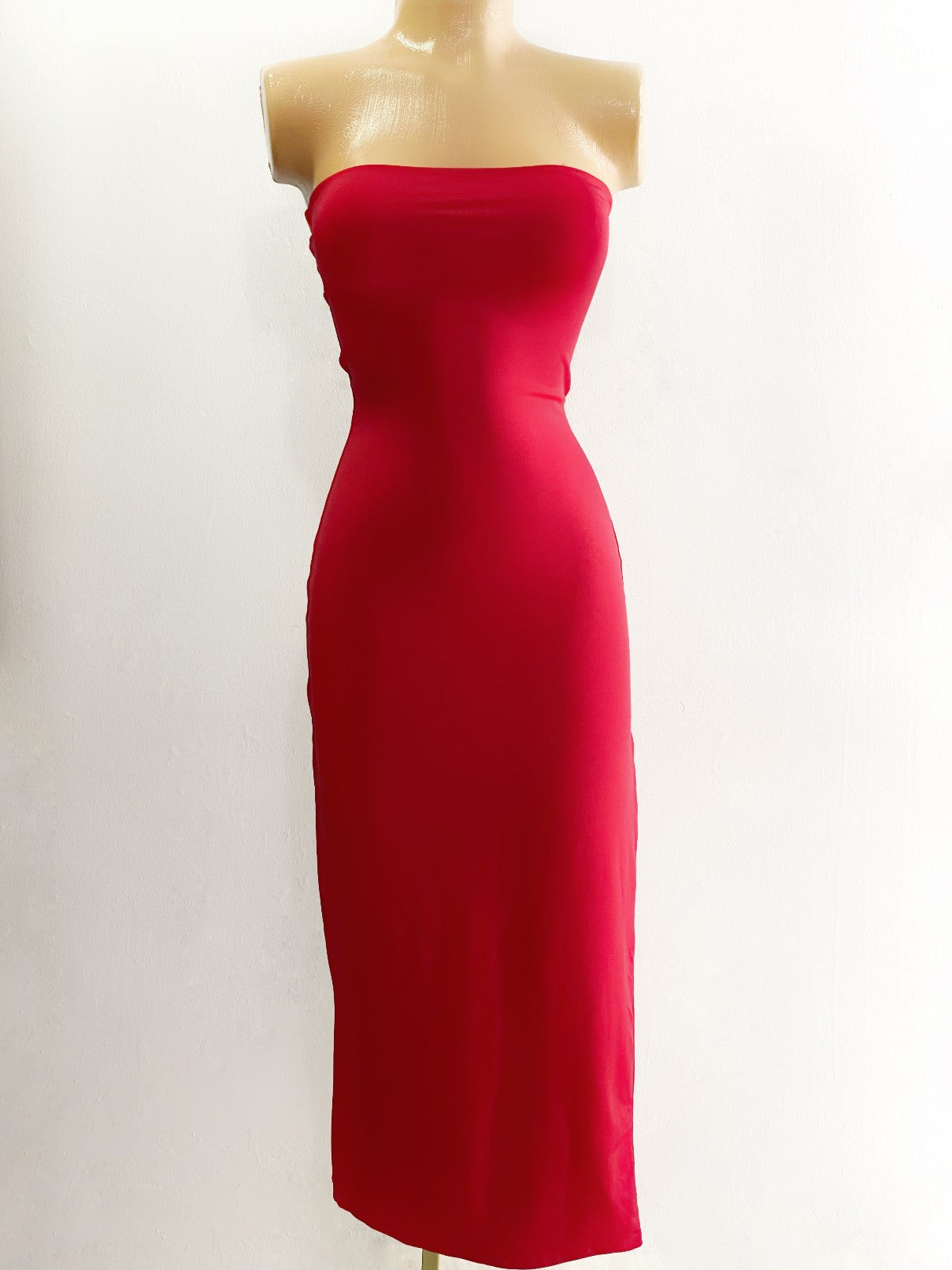 Vestido estilo strapless rojo
