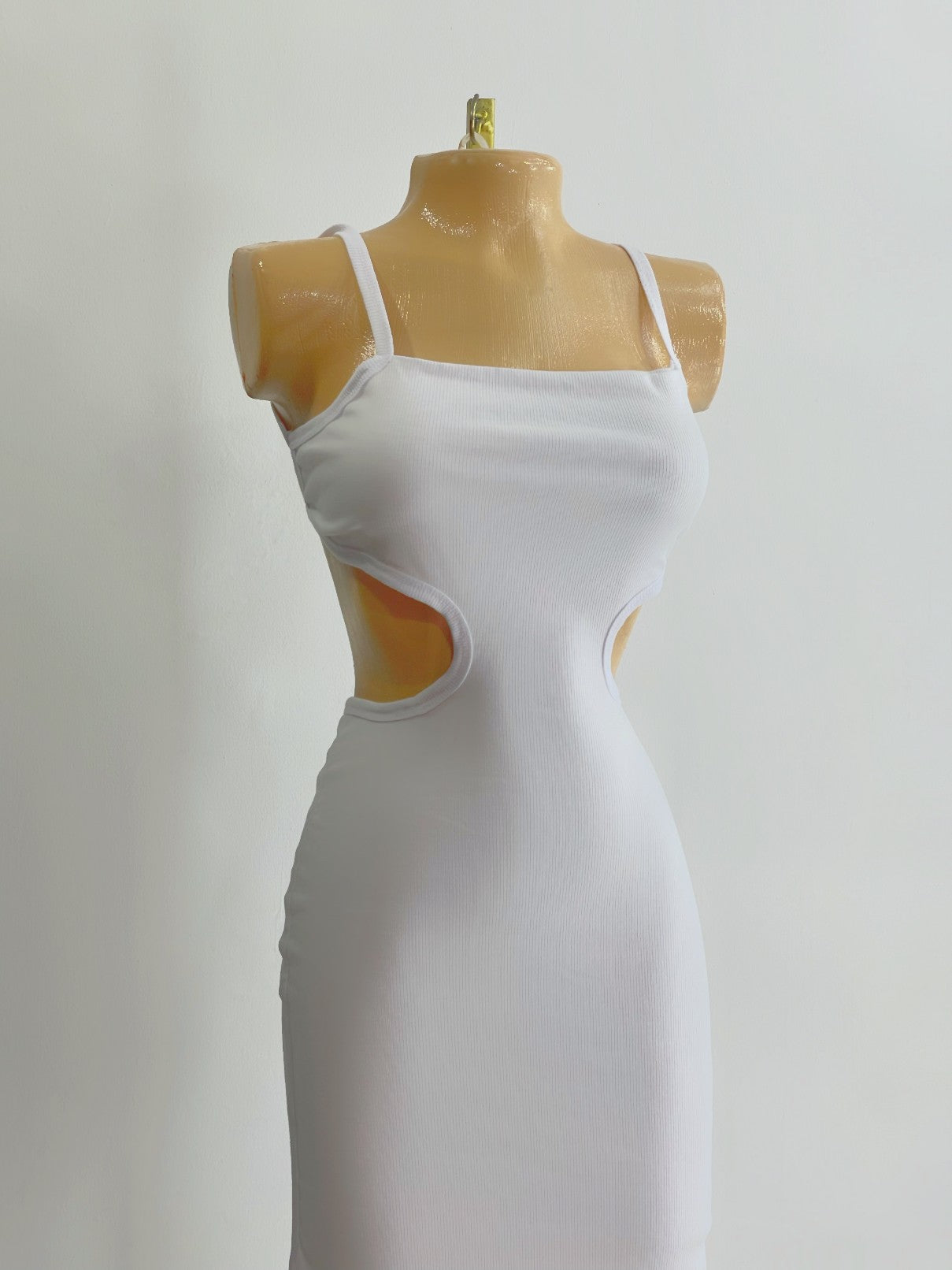 Vestido abertura en la espalda blanco