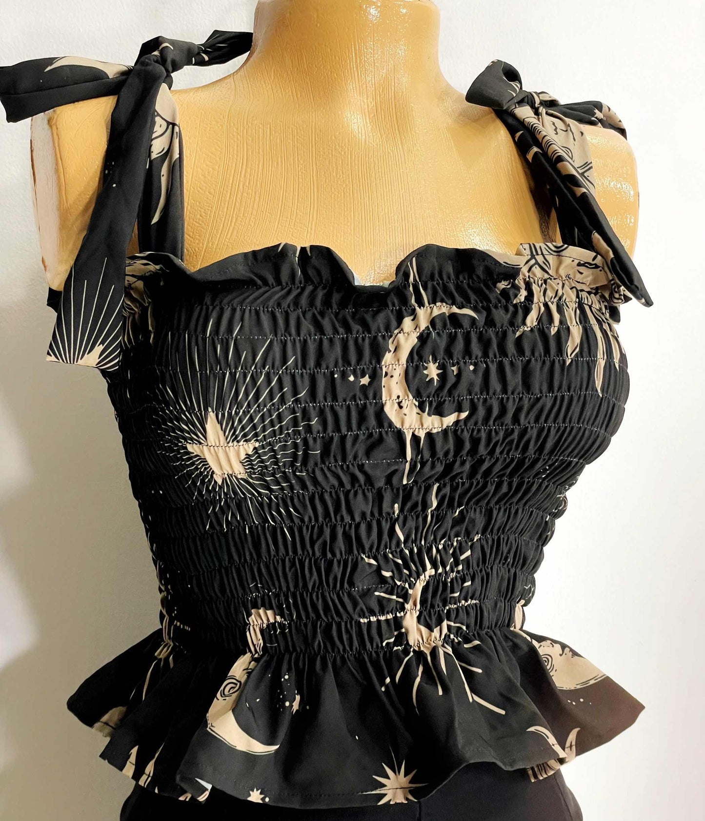 Blusa de boleros fondo negro