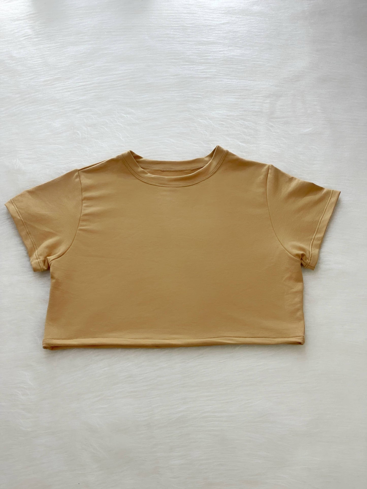Camisa básica mostaza