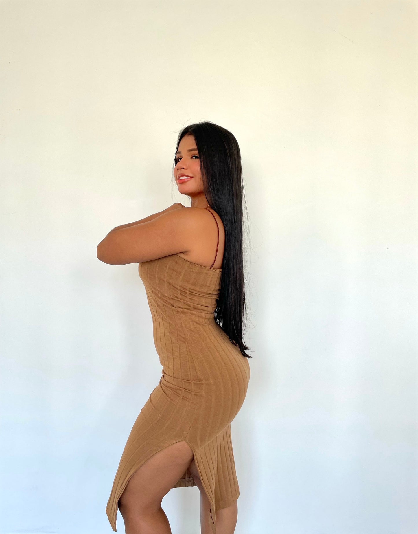Vestido tiras cola de ratón nude