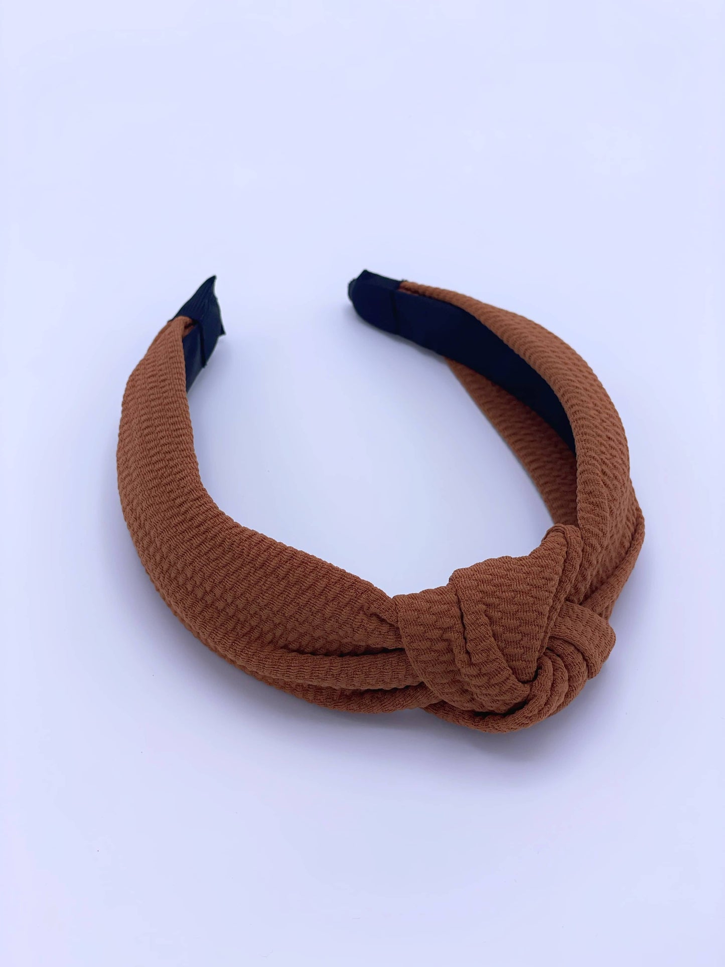 Diadema de tela texturizada