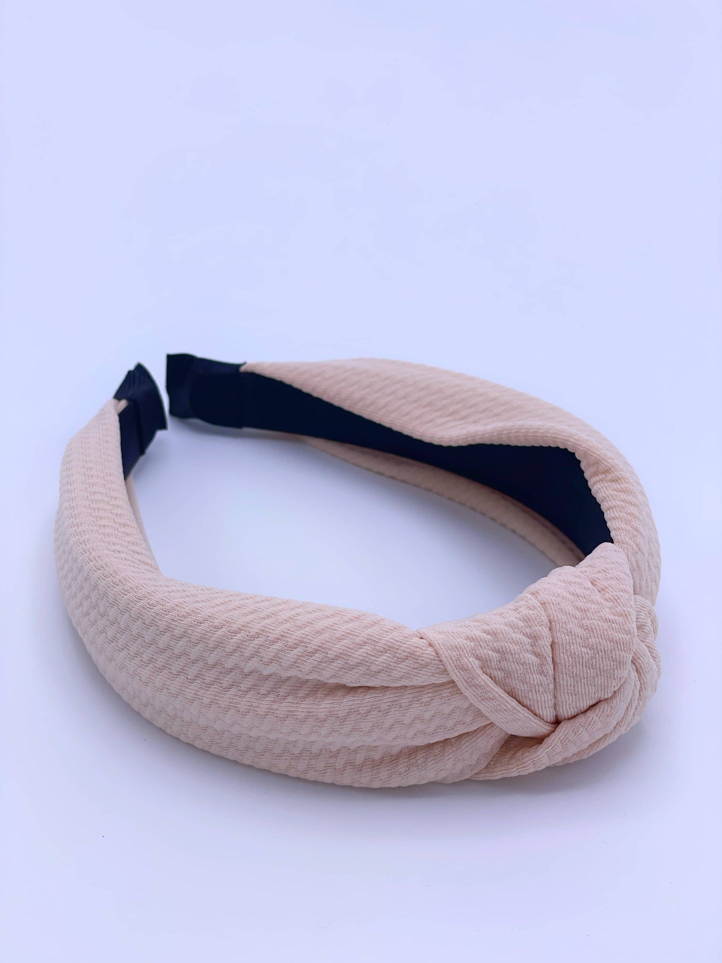 Diadema de tela texturizada