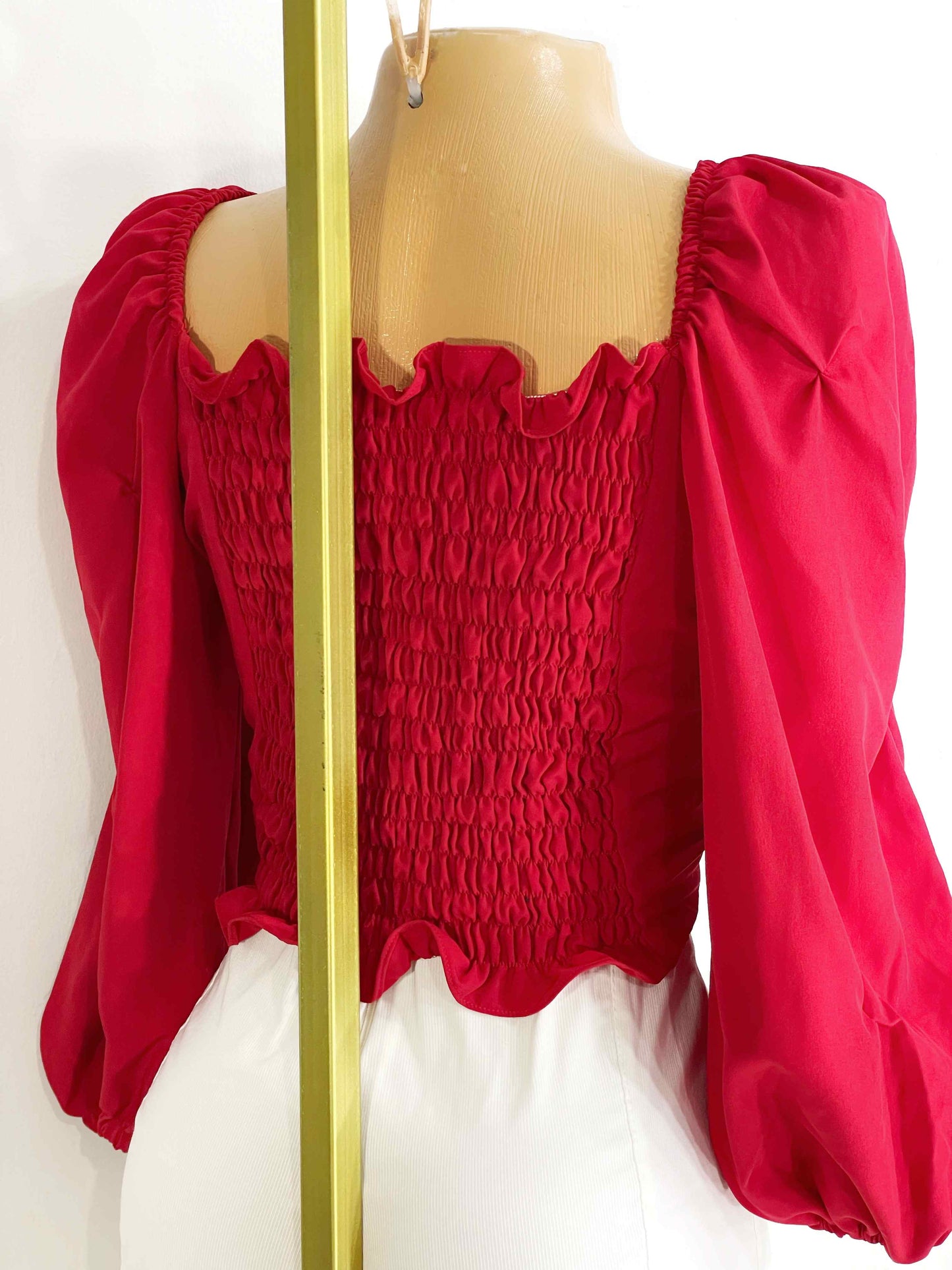 Blusa de mangas roja