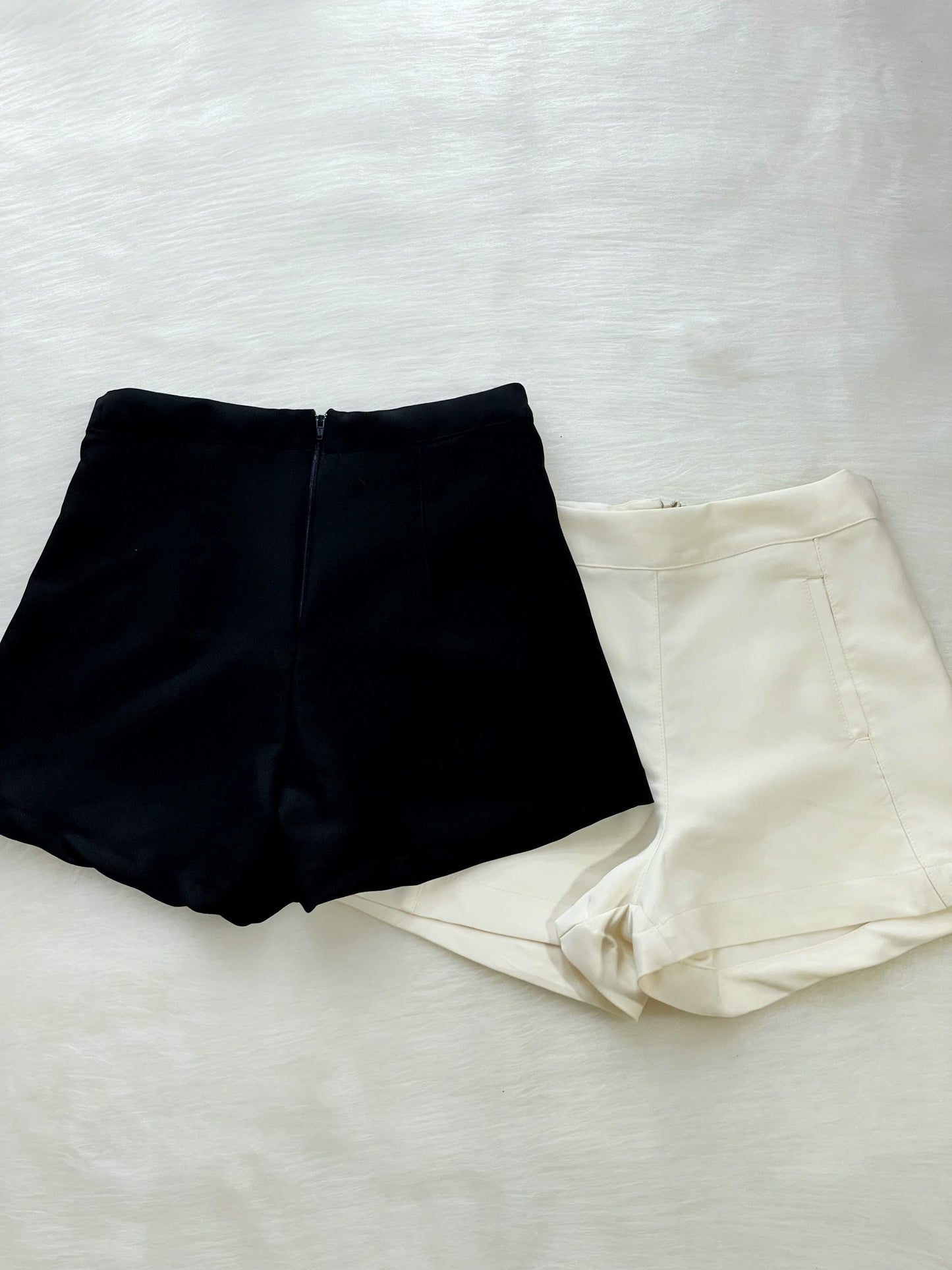 Short talle alto negro