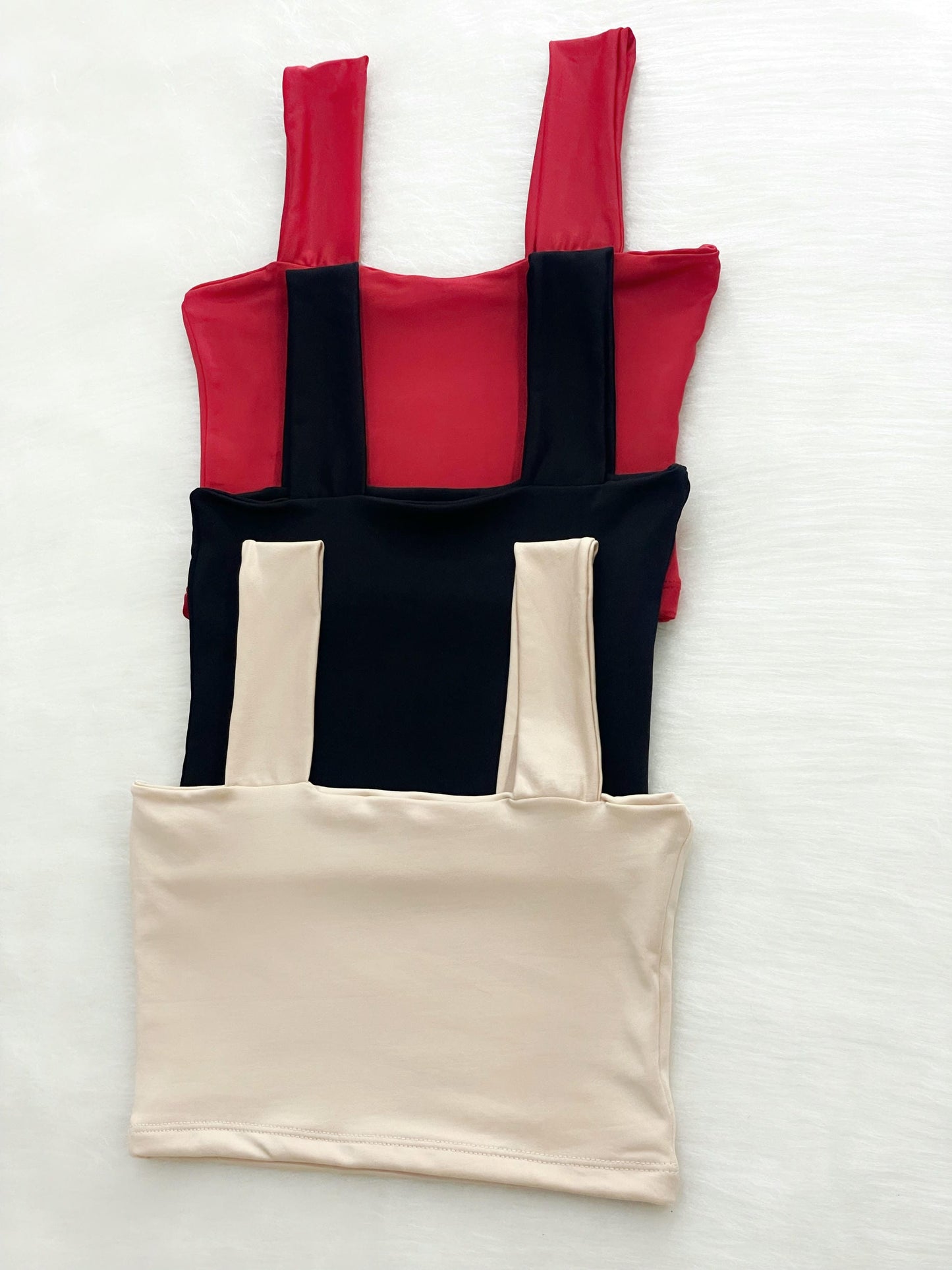 Croptop de tiras negro