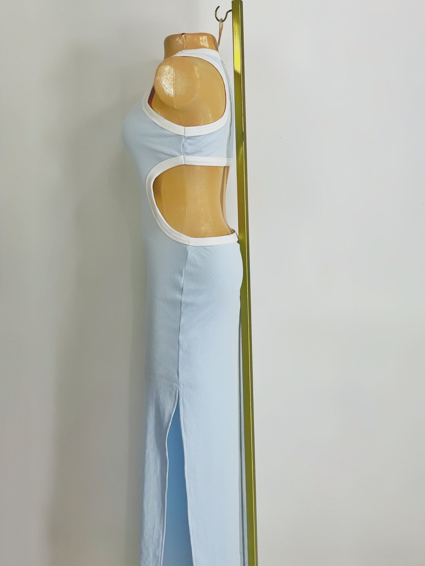 Vestido abertura espalda azul bebe