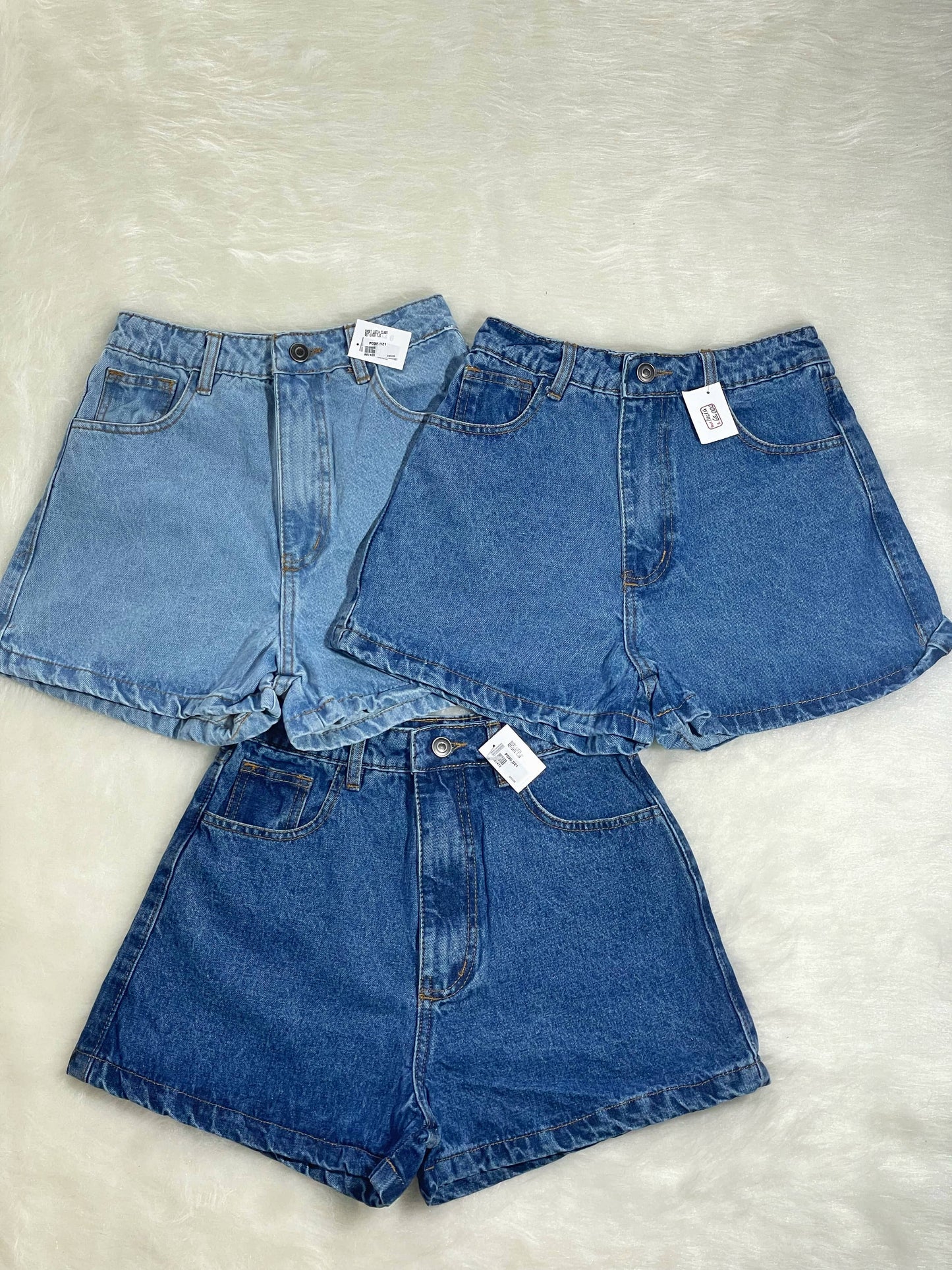 Short lucia tono claro