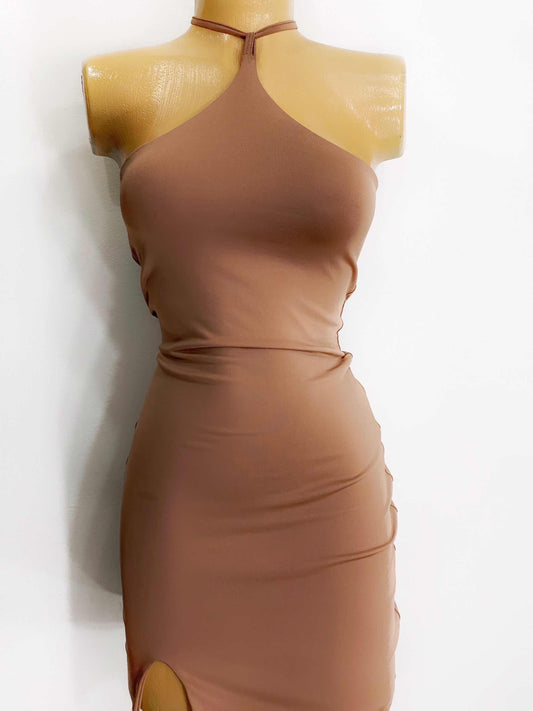 Vestido corto nude