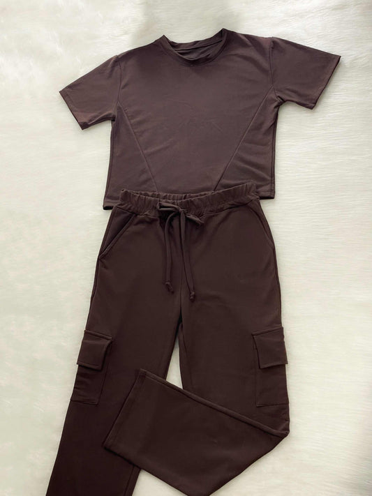 Set suéter + jogger cargo chocolate