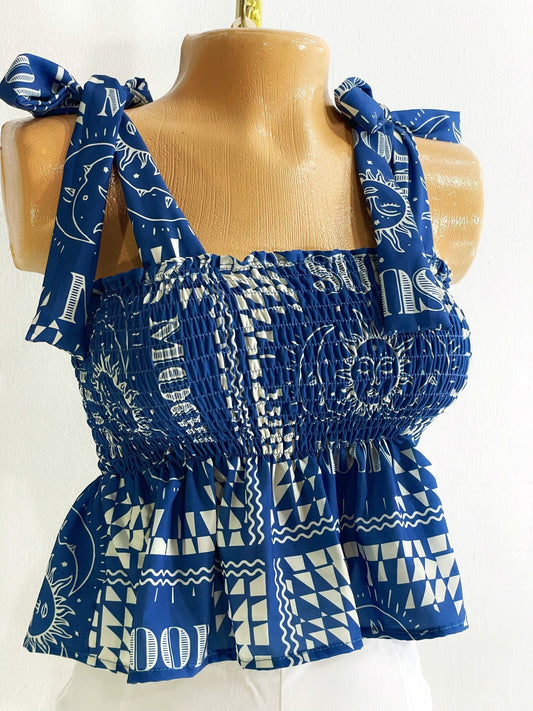 Blusa de boleros fondo azul
