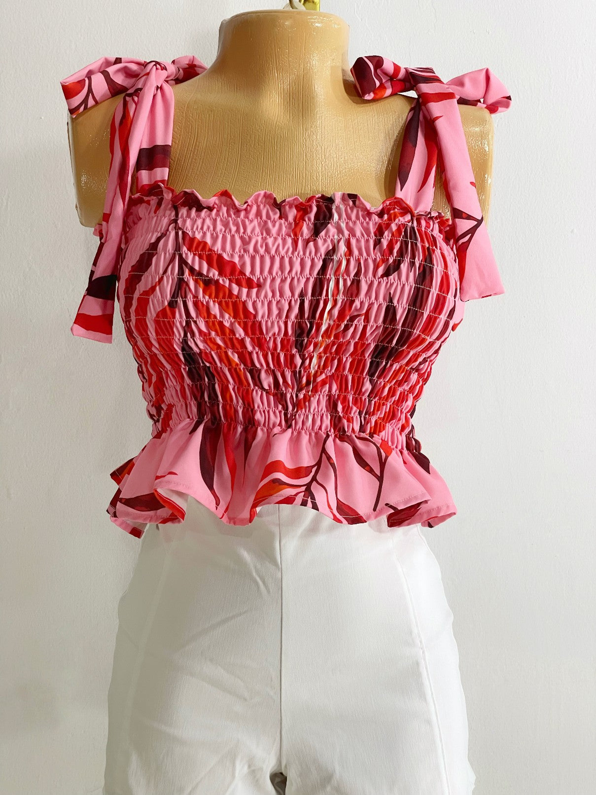 Blusa de boleros fondo rosado