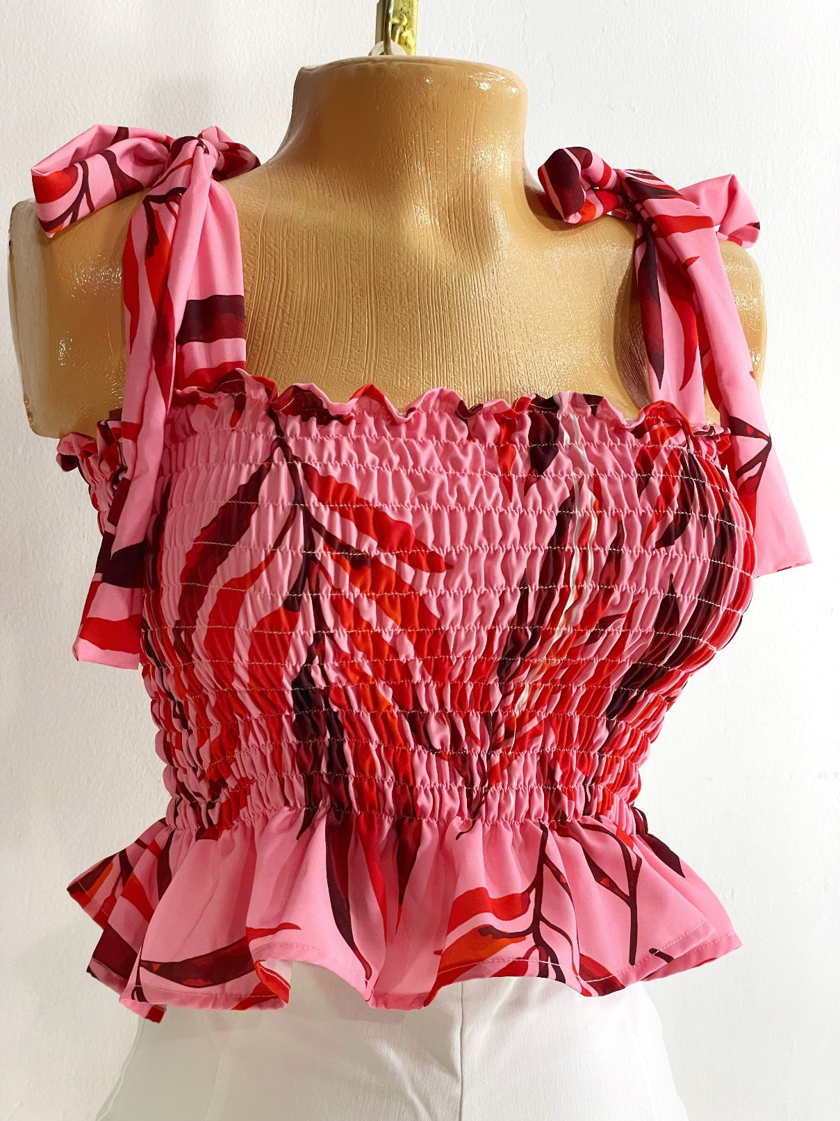 Blusa de boleros fondo rosado