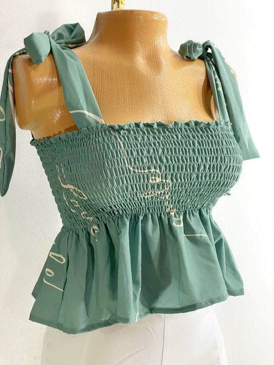 Blusa de boleros fondo verde agua marina
