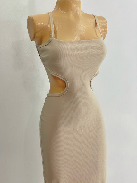 Vestido abertura espalda beige