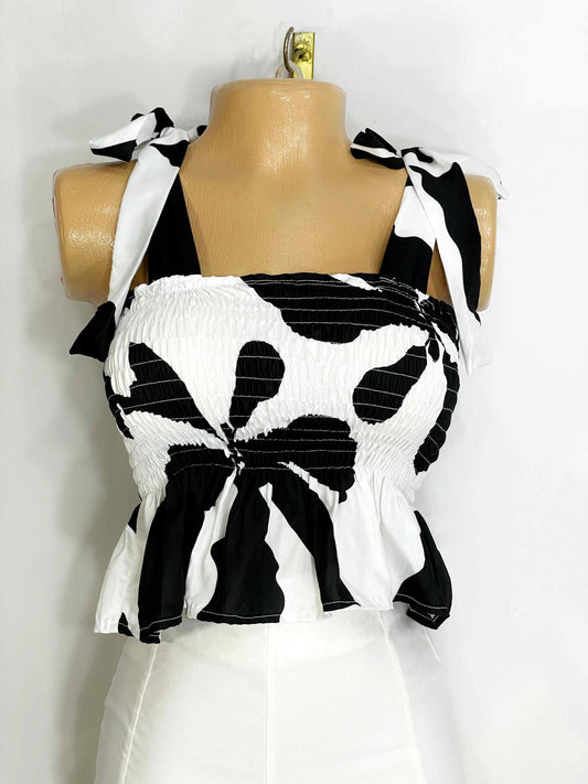 Blusa de boleros fondo blanco