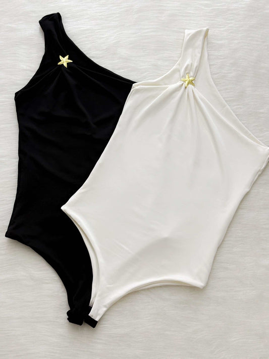 Body medio hombro con detalle dorado