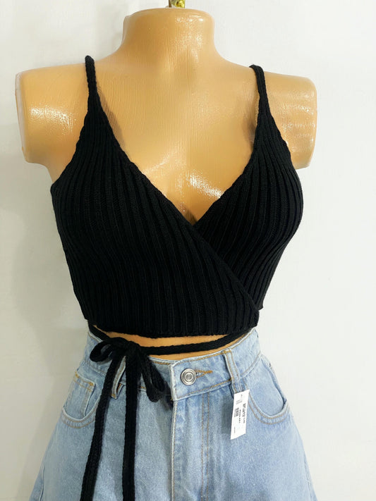 Crop top tejido negro