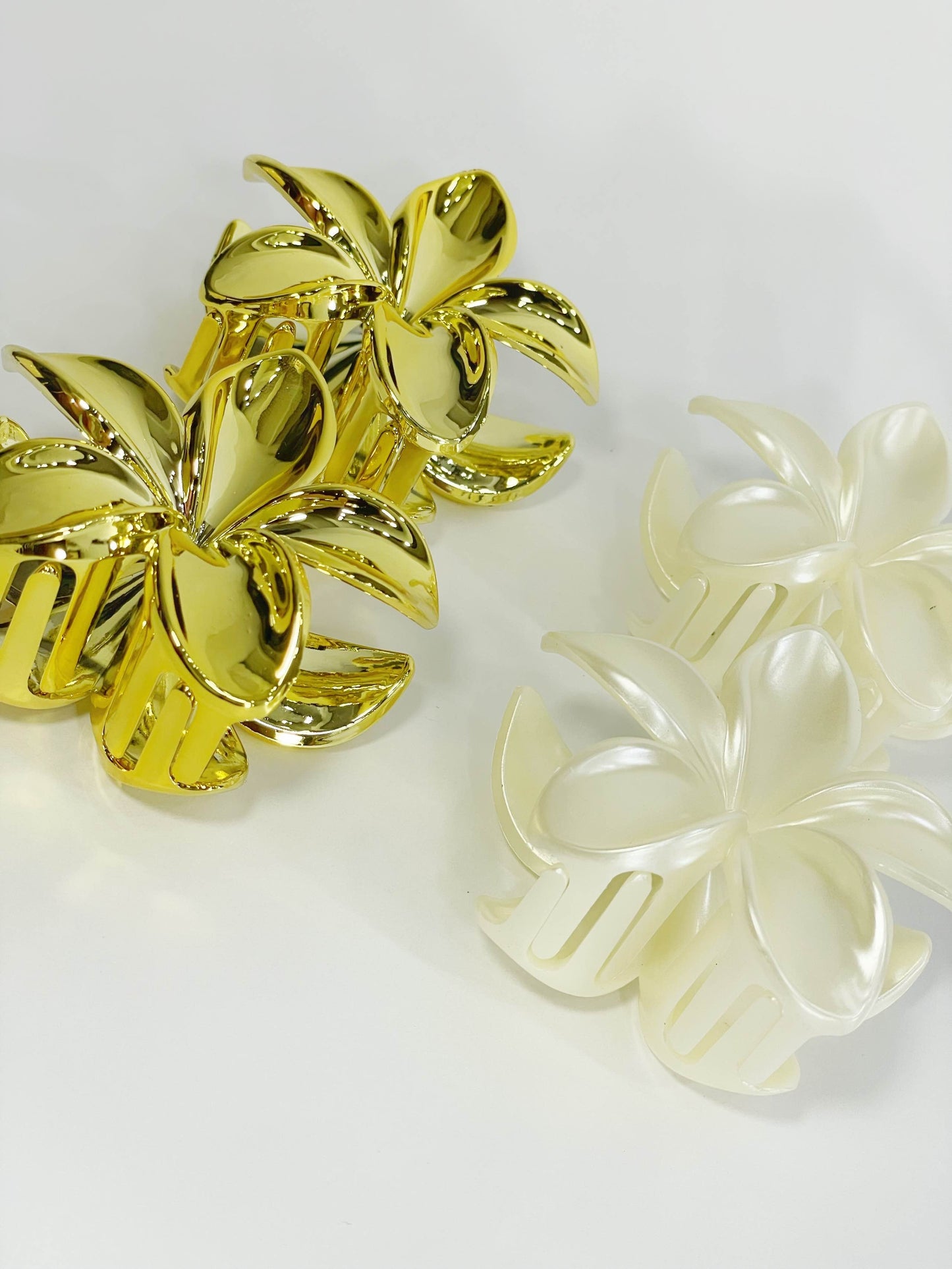 Pinza en forma de flor