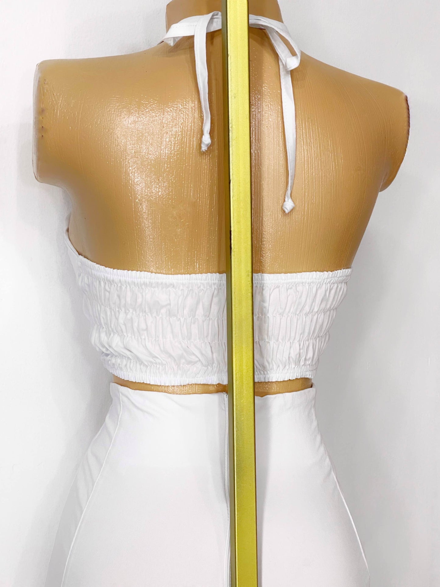Crop top flor blanco