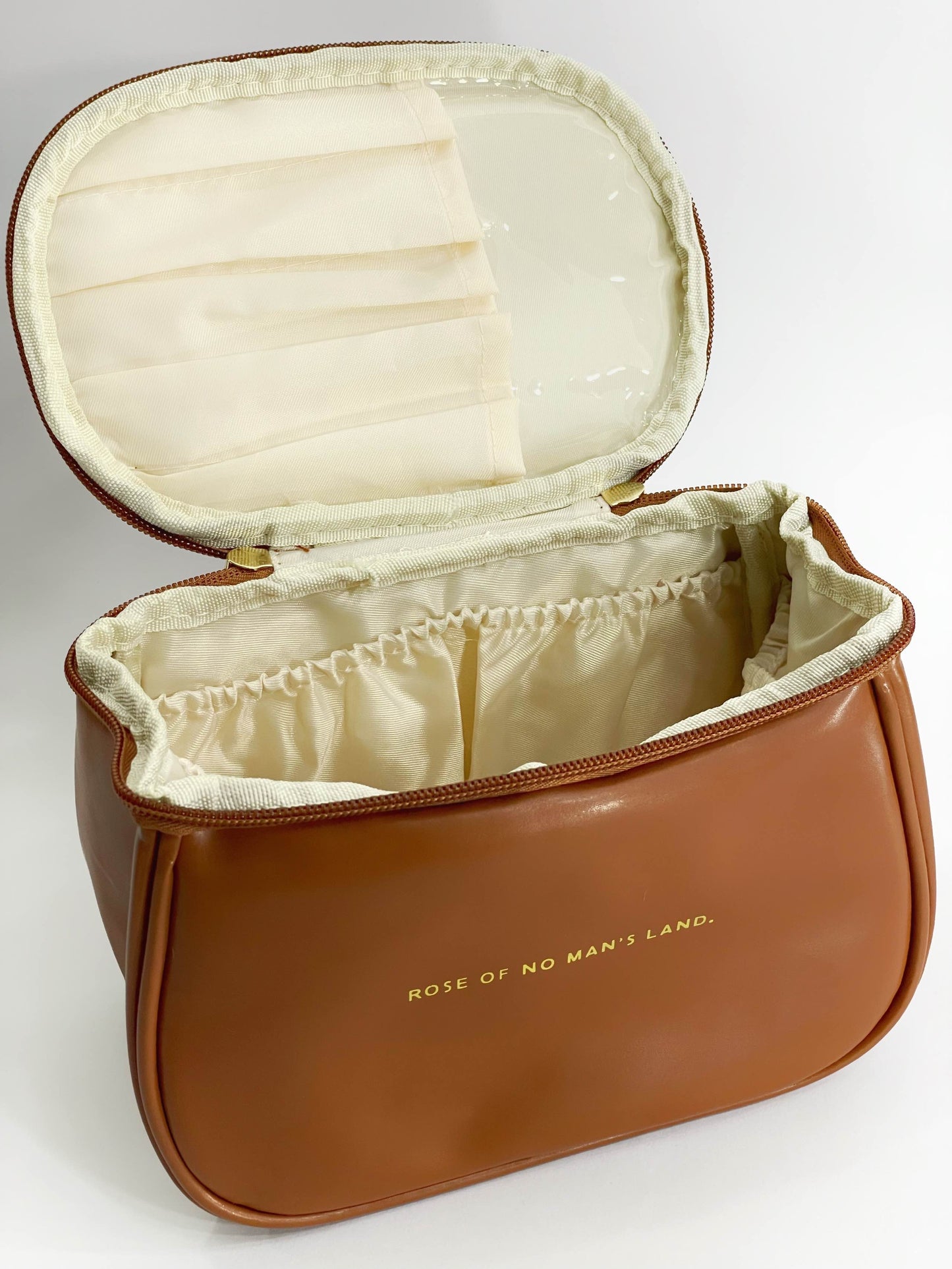 Neceser estilo bolso café