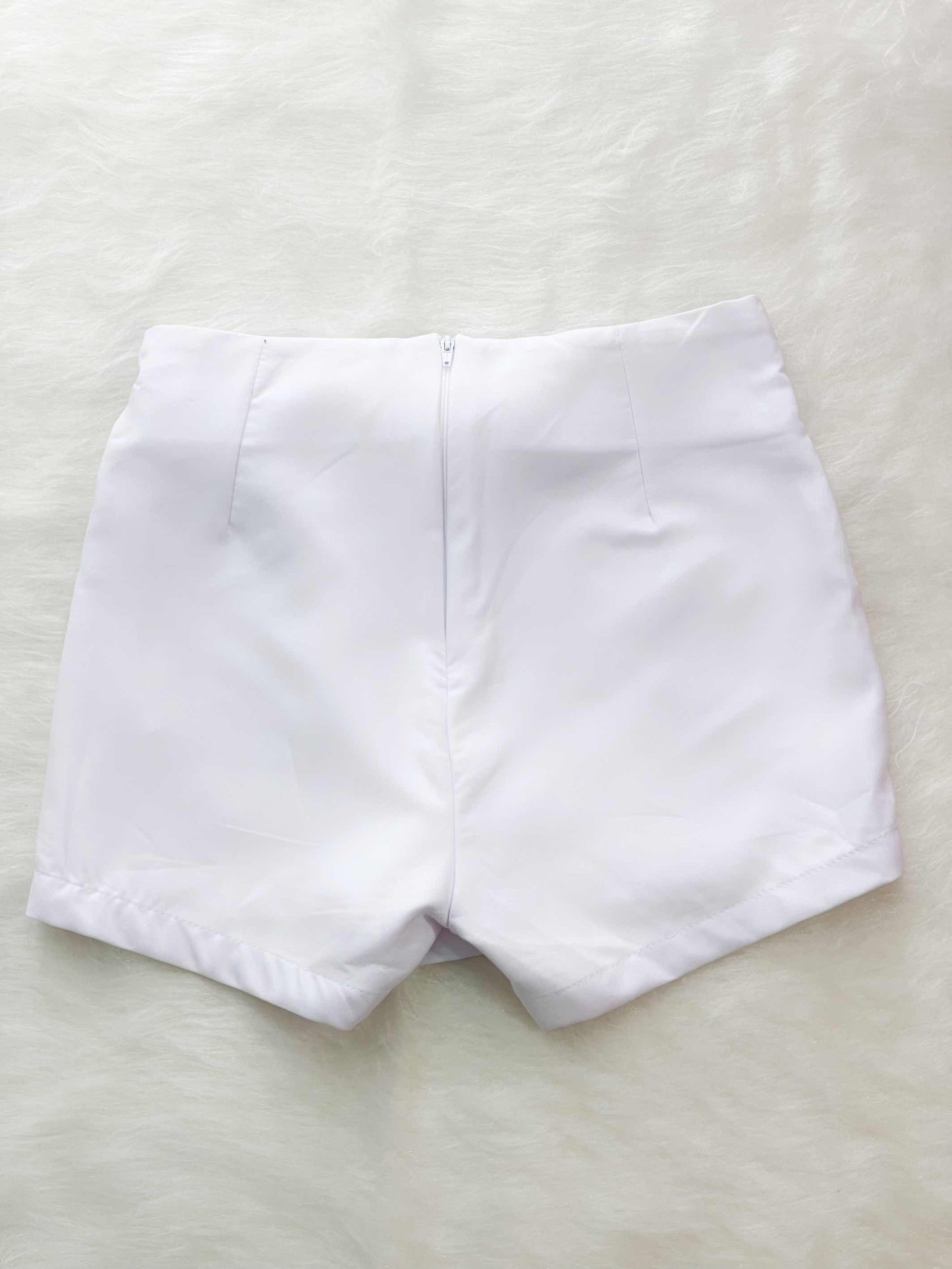 Falda short talle alto color blanca